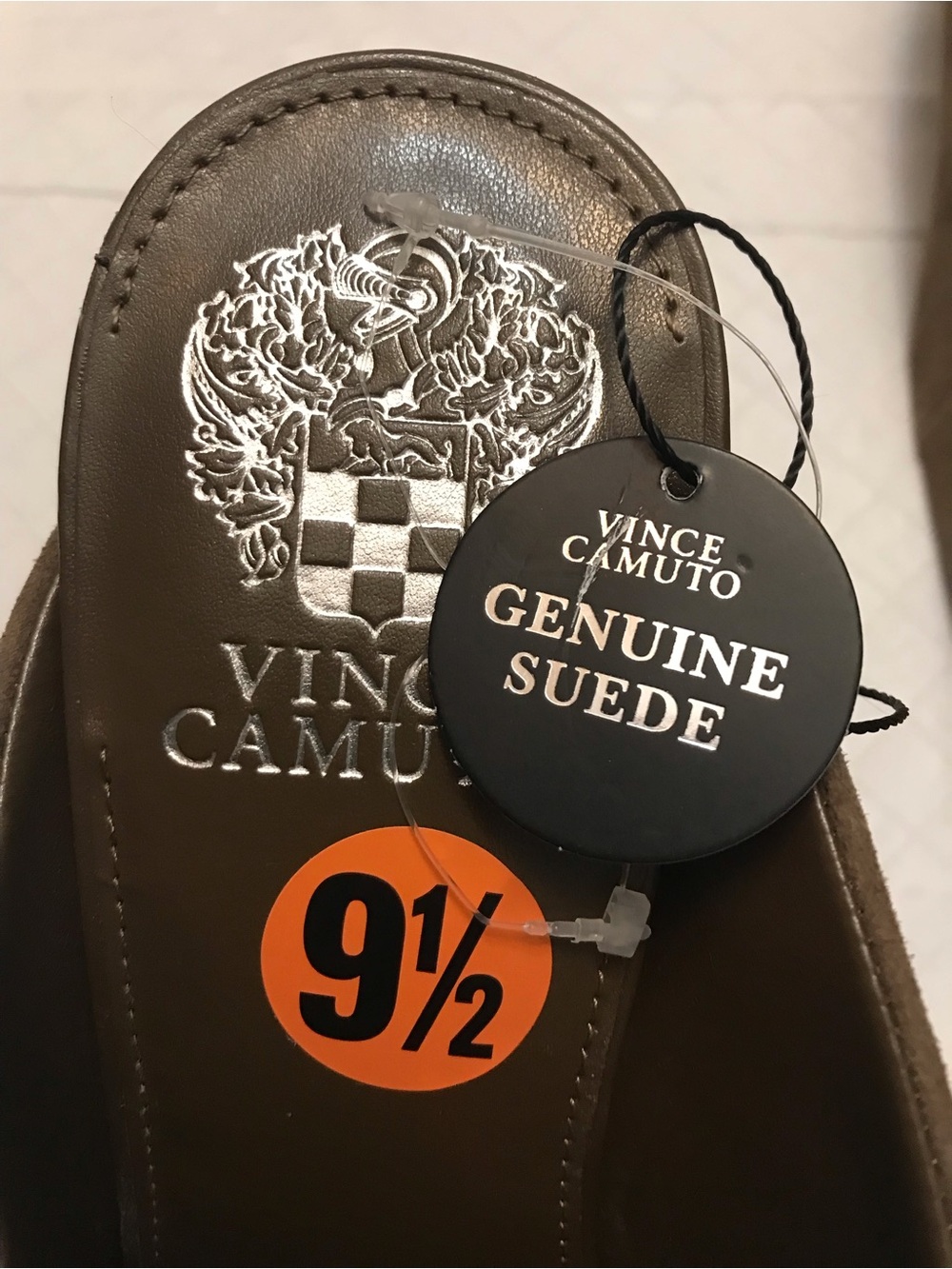 Vince Camuto Black Women's Heels (Label View) - Picture 10 of 15